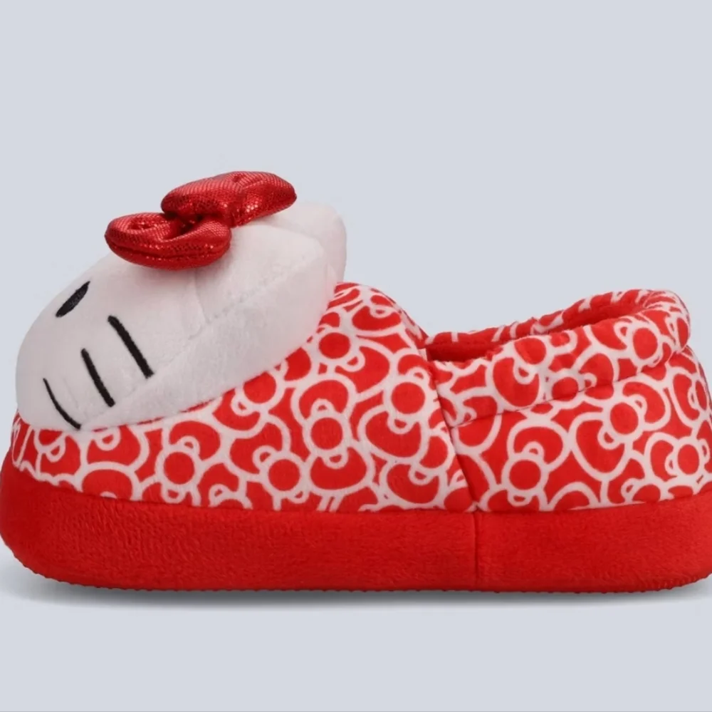 Hello Kitty Kids Slippers - Red and White Size 7-8T